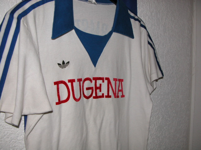1. Bundesliga 1981/82: Dugena-Flock und V-Kragen